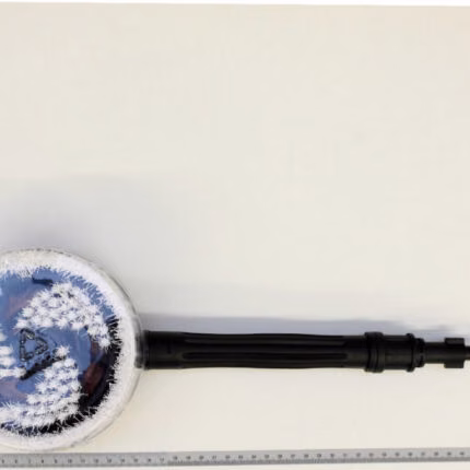 Rotating washing brush for high-pressure cleaner