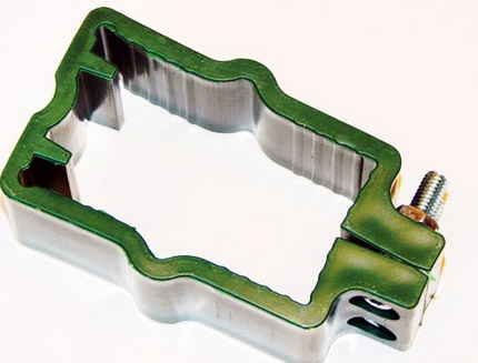 Klamber paneelile